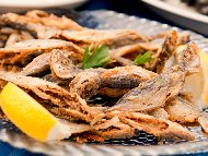 Рецепта Пържен черноморски сафрид в брашно